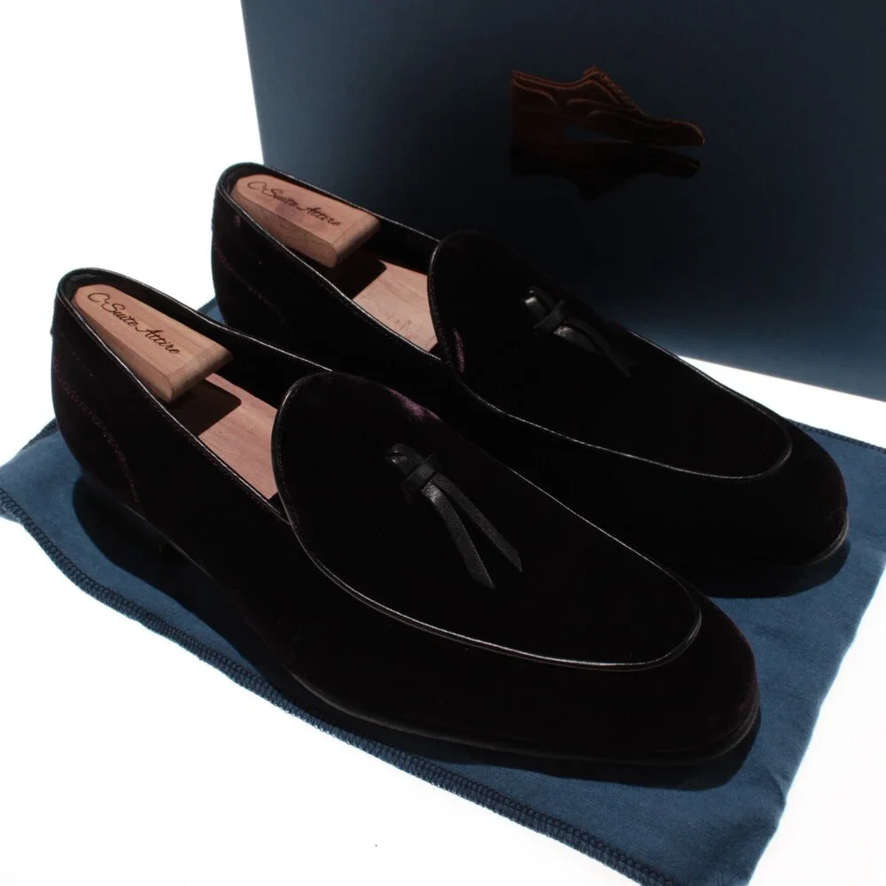 Di Bianco NWB Slip On Tasseled Loafers Size 8 US in Dark Purple Velvet